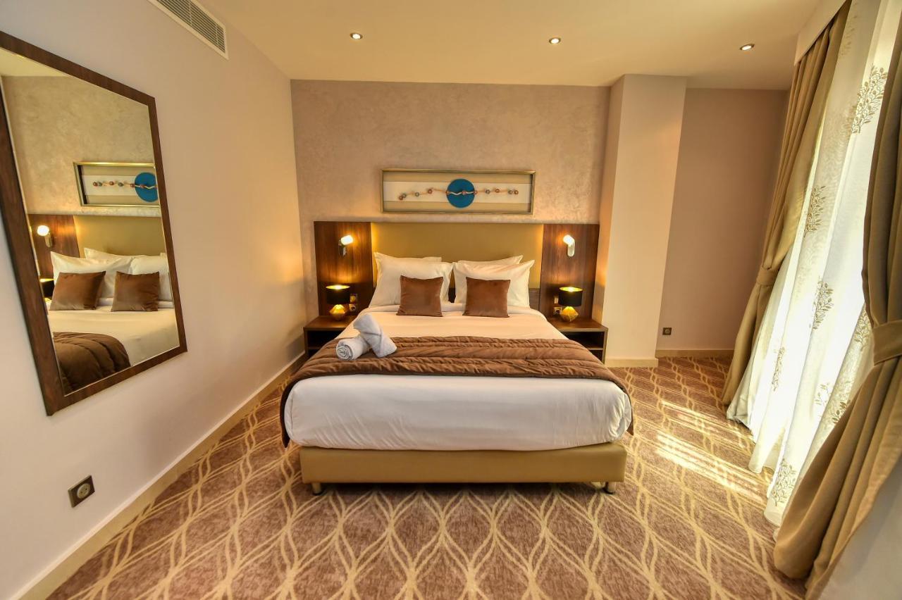 MF Hotel Oran Bir El Djir Buitenkant foto